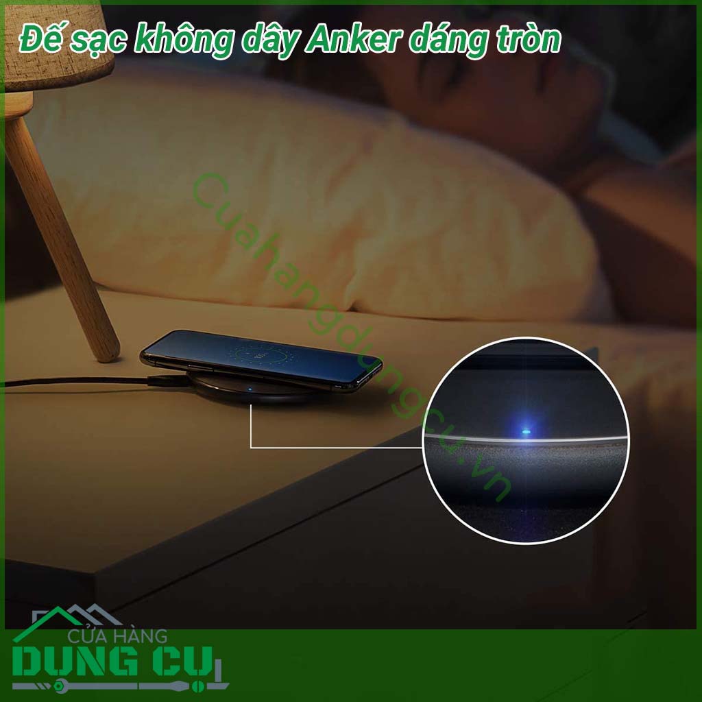 Đế sạc không dây Anker dáng tròn sở hữu tính năng thông minh vô cùng tiện lợi vì không cần cắm dây sạc, chỉ cần đặt điện thoại lên và thế là pin sẽ được sạc đầy cực tiện