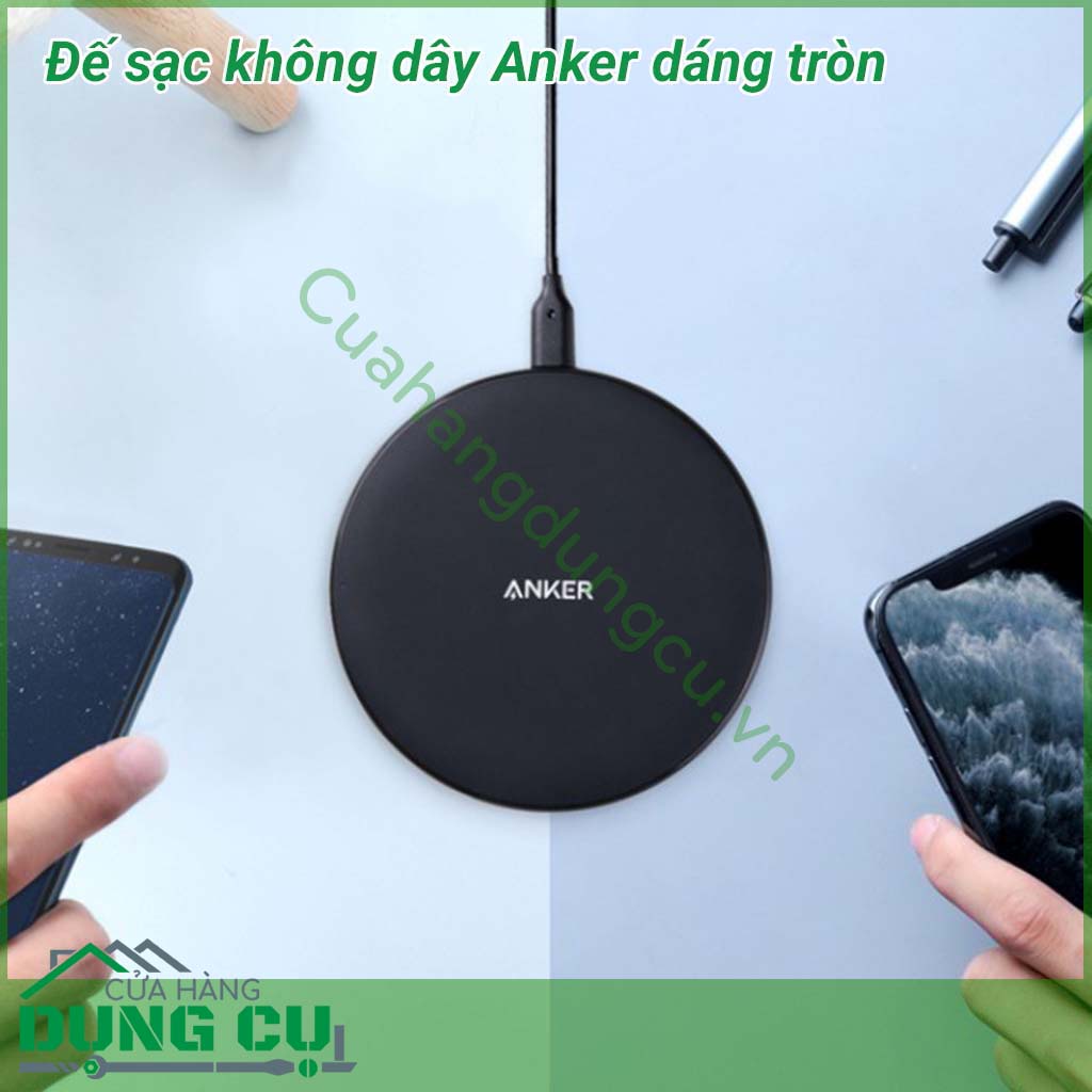 Đế sạc không dây Anker dáng tròn sở hữu tính năng thông minh vô cùng tiện lợi vì không cần cắm dây sạc, chỉ cần đặt điện thoại lên và thế là pin sẽ được sạc đầy cực tiện