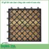 Vỉ gỗ lót sàn ban công sân vườn 6 nan nâu được thiết kế rãnh chống trơn trượt. Dầu phủ bảo vệ gỗ, chống thấm nước. Độ ổn định cao trong điều kiện nước mưa và dưới ánh nắng mặt trời.