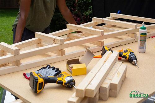 Cách tự làm giàn gỗ leo bậc thang hình chữ A